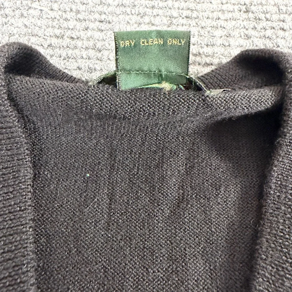VTG 90's J. Crew Mens Black 100% Merino Wool V-Neck Sweater Size M Lightweight